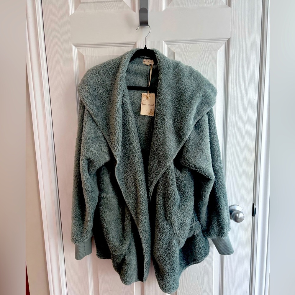 New! Fluffy teddy bear spa jacket  🌷
